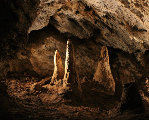 Propast a jeskyně Hranická Macocha