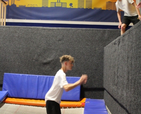 skákání na trampolínách v ENHAčku