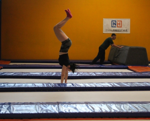 skákání na trampolínách v ENHAčku
