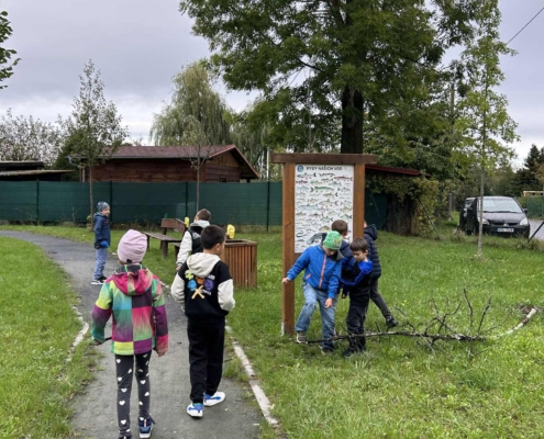 Přírodovědná procházka prvňáků a druháků