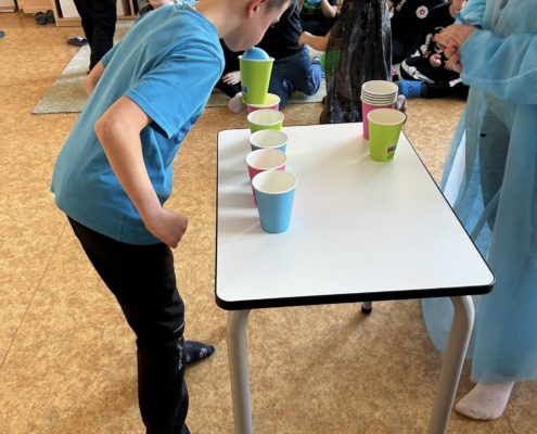 helloweenské odpoledne jsme si se staršími dětmi ve školní družině moc užili