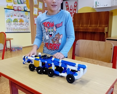 v družině si nejraději hrají se stavebnicemi