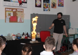 Fyzikálně – chemický den s divadlem Údif