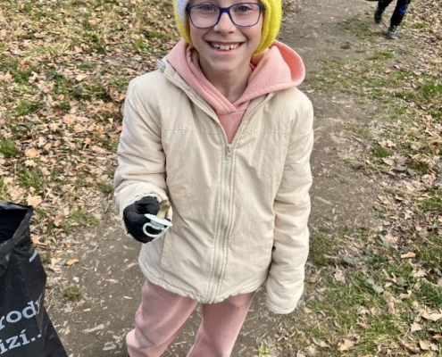 naše škola se zúčastnila celorepublikové dobrovolnické akce Ukliďme Česko