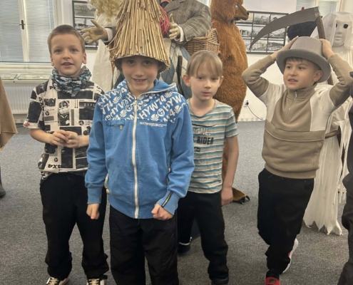 Děti z 1. stupně se vydaly na výpravu do muzea ve Frenštátě pod Radhoštěm