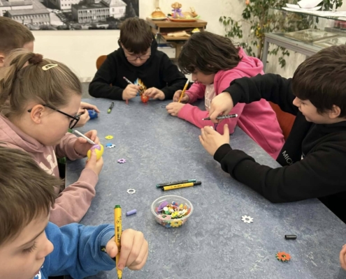 Děti z 1. stupně se vydaly na výpravu do muzea ve Frenštátě pod Radhoštěm