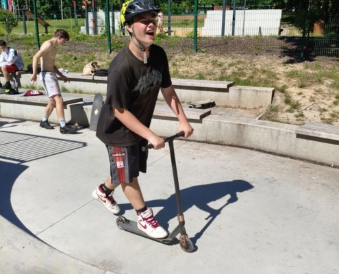 Osmáci v akci ve skateparku
