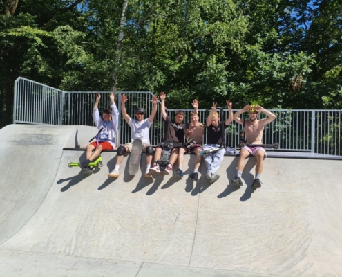 Osmáci v akci ve skateparku