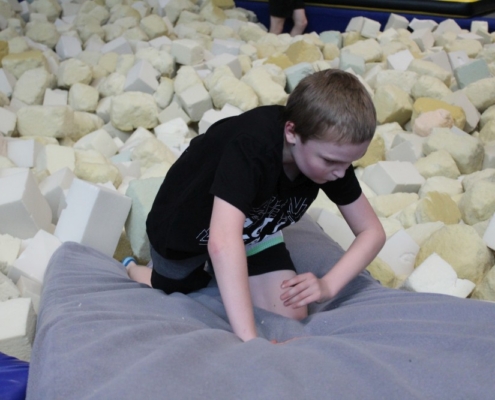 trampoliny-enha-017 zaskákat si na trampolínách v rámci tělesné výchovy